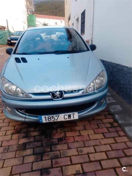 PEUGEOT 206