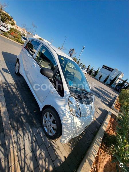 PEUGEOT ion