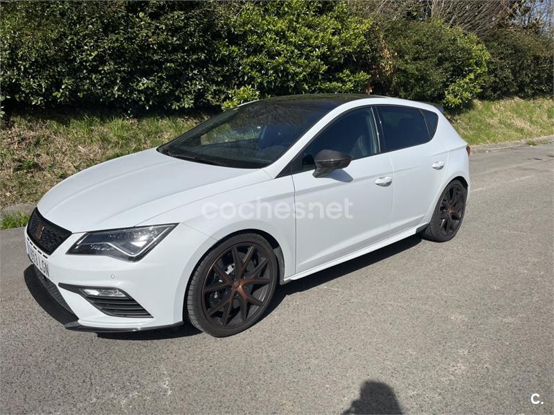 SEAT Leon 2.0 TSI DSG7 Cupra Carbon Edition