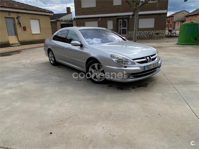 PEUGEOT 607