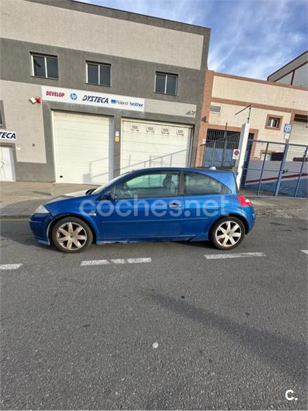 RENAULT Megane