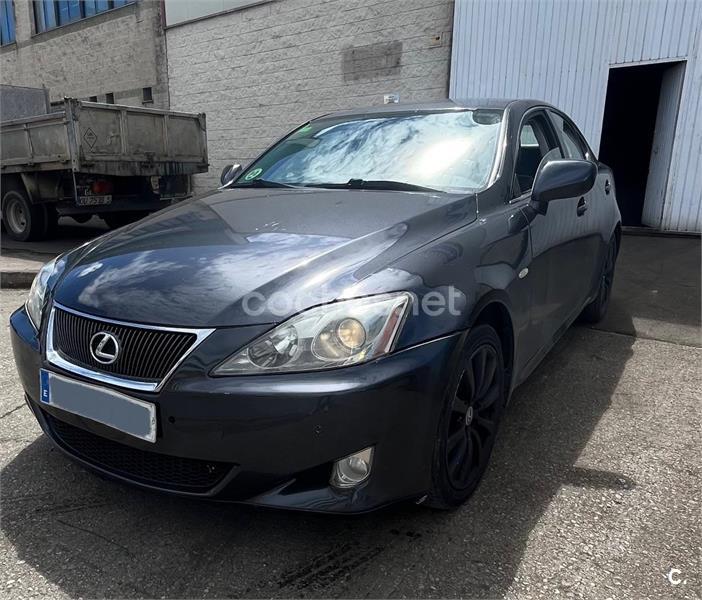 LEXUS IS220d