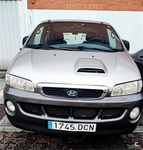 HYUNDAI H1 2.5 CRDi