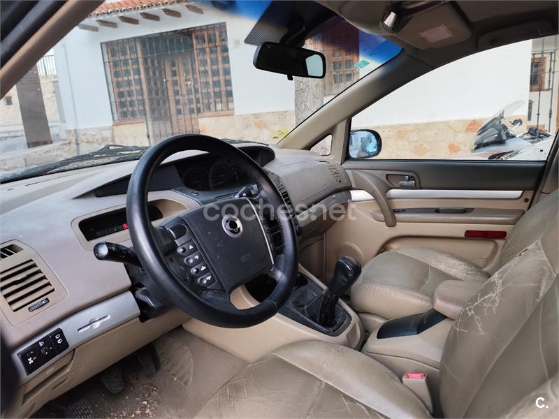SSANGYONG Rodius 270Xdi Limited AWD