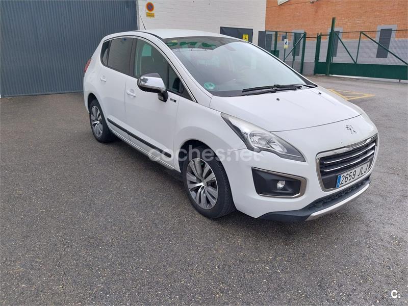 PEUGEOT 3008 Style 1.2 PureTech 130 SS