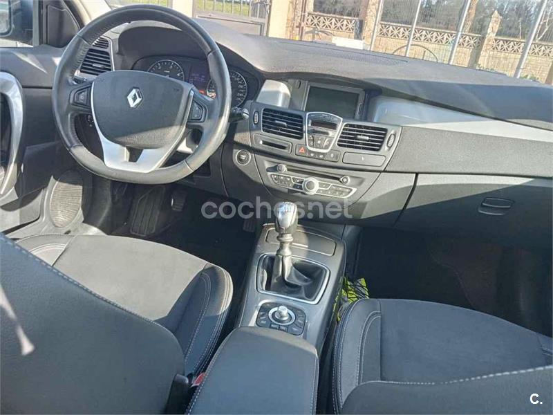 RENAULT Laguna