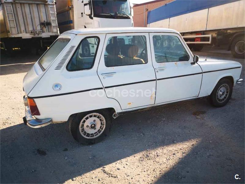 RENAULT R6
