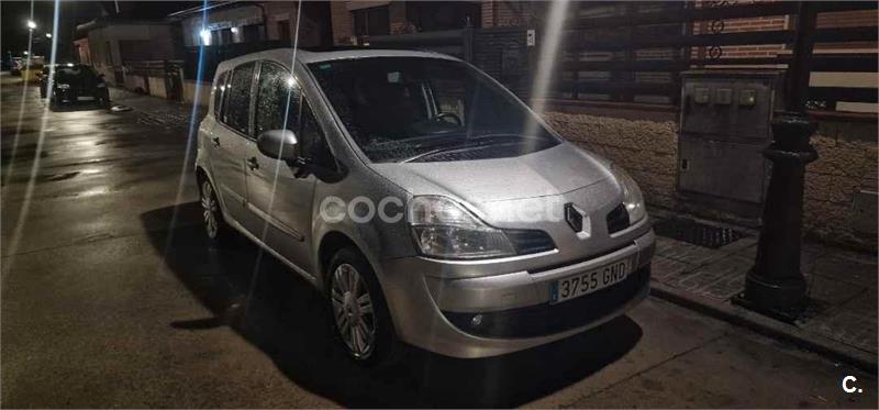 RENAULT Modus