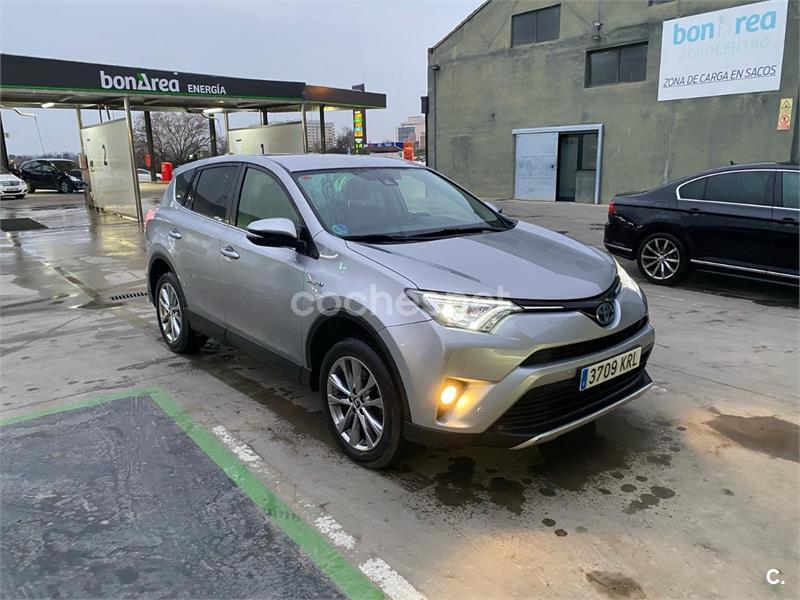 TOYOTA Rav4 2.5l hybrid 4WD Executive