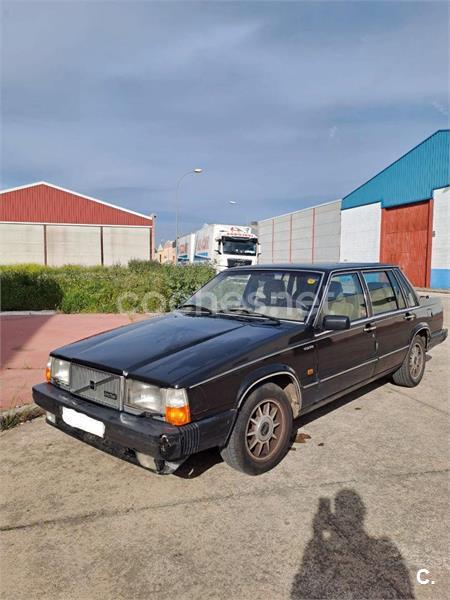 VOLVO 760