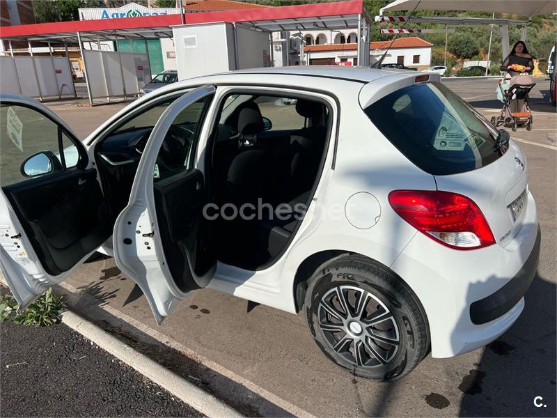 PEUGEOT 207plus 1.4 HDI FAP