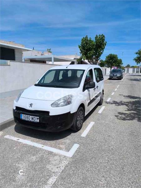 PEUGEOT Partner