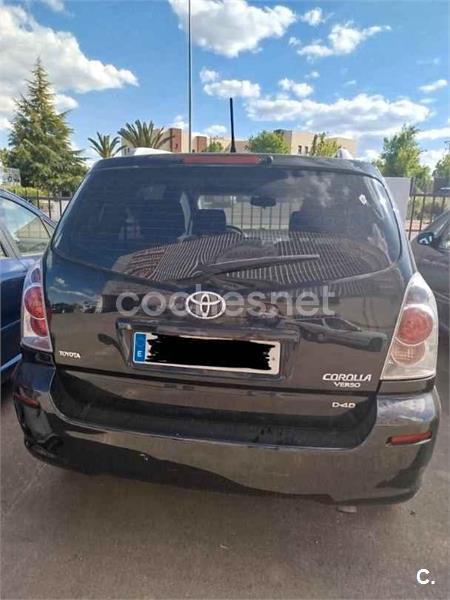 TOYOTA Corolla Verso