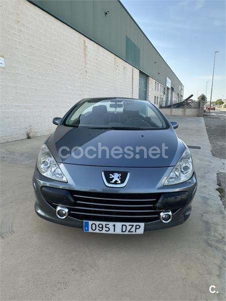 PEUGEOT 307 CC 2.0 HDi 136 Sport