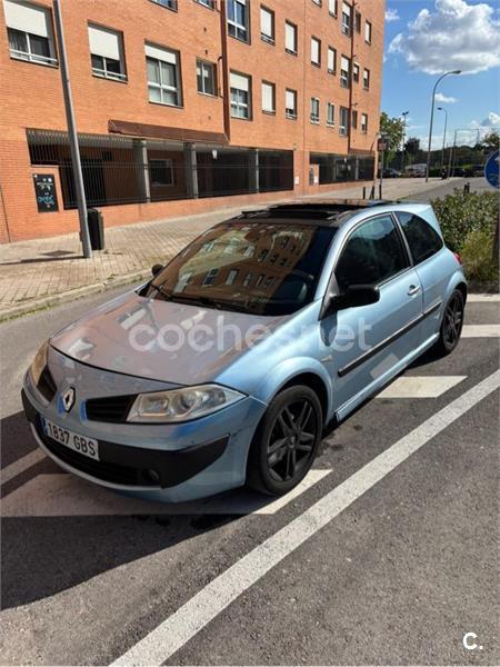 RENAULT Megane