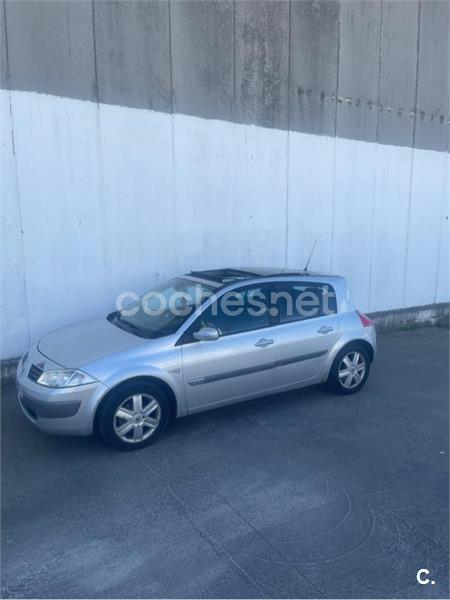 RENAULT Megane