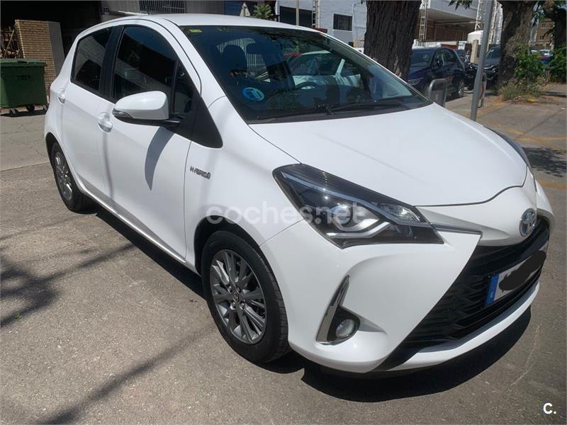 TOYOTA Yaris 1.5 Hybrid Active