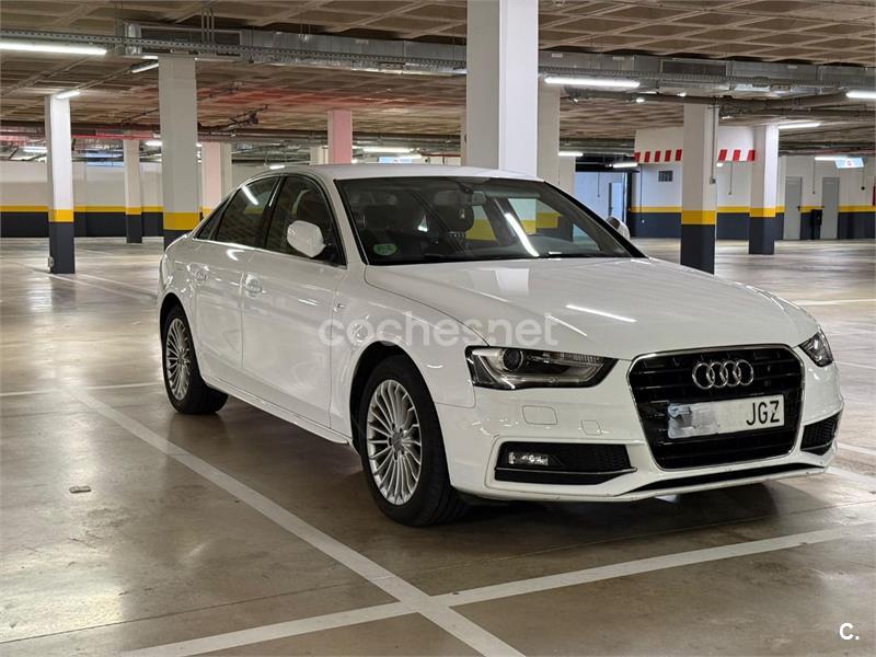 AUDI A4 2.0 TDI S line edition