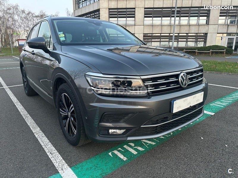 VOLKSWAGEN Tiguan Advance 2.0 TDI DSG