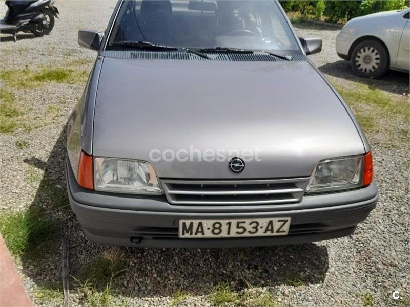 OPEL Kadett KADETT 1.6S LS