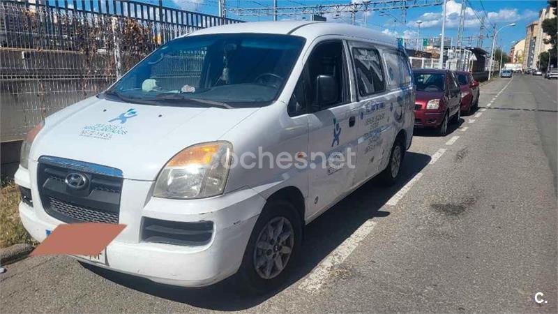 HYUNDAI H1