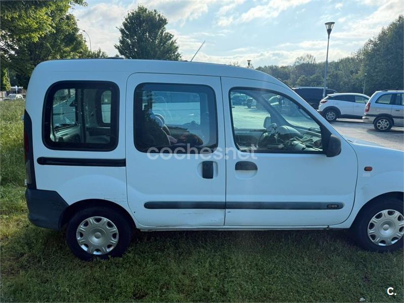 RENAULT Kangoo