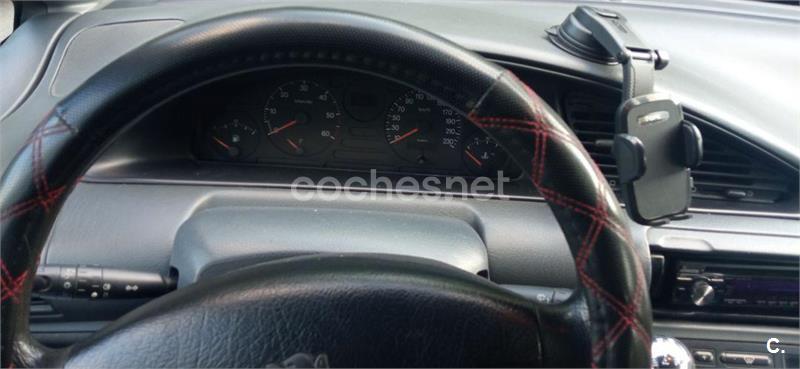PEUGEOT 806