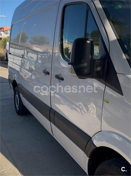 VOLKSWAGEN Crafter 30 2.0TDI Medio