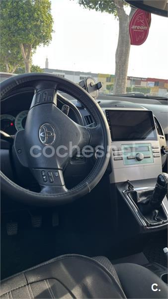 TOYOTA Corolla Verso 2.0 D4D Luna