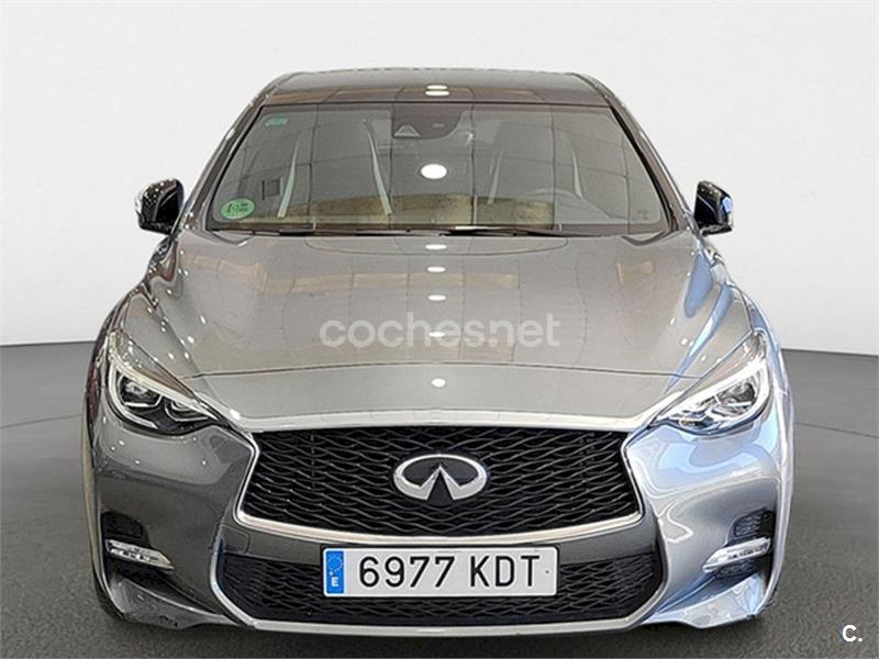 INFINITI Q30 2.2D SPORT 7DCT
