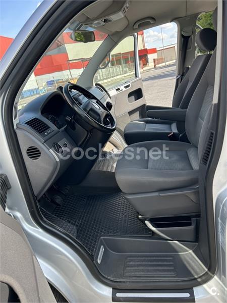 VOLKSWAGEN Multivan 2.5TDI COMFORTLINE
