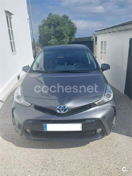 TOYOTA Prius+ Advance