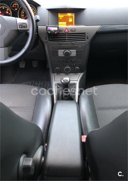 OPEL Astra 1.7 CDTi 16v Club