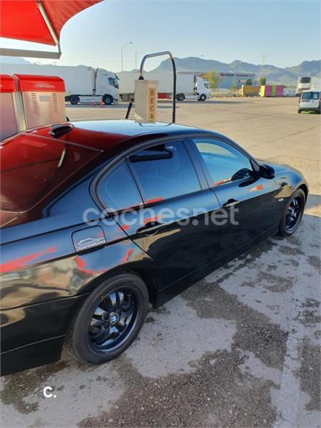 BMW Serie 3 318d E90