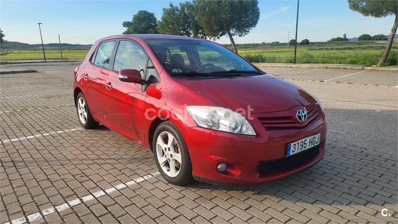 TOYOTA Auris 1.4 D4D DPF Active