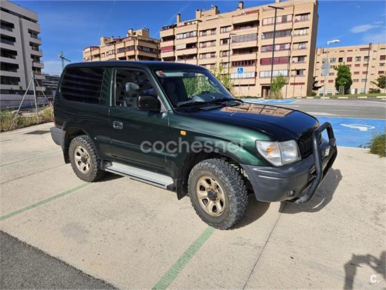 TOYOTA Land Cruiser 90 3.0 TD GX TOYOTA Land Cruiser 90 3.0 TD GX