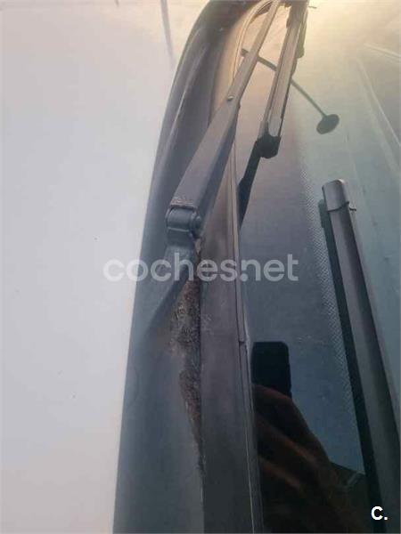 RENAULT R19