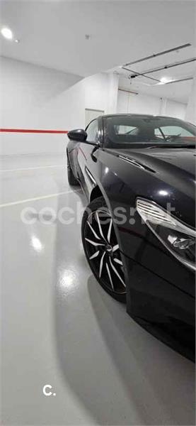 ASTON MARTIN DB11