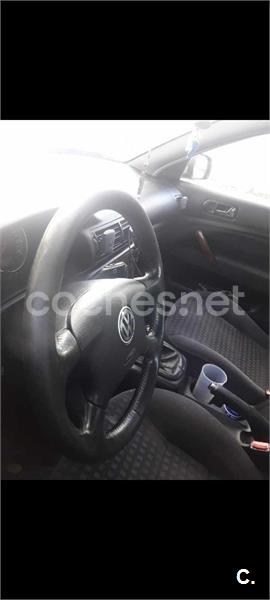 VOLKSWAGEN Passat 1.9 TDi Comfortline