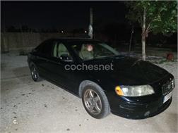 VOLVO S60 2.4D 126 Momentum VOLVO S60 2.4D 126 Momentum