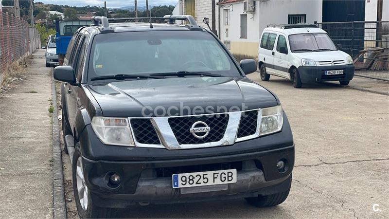 Housses De Siège Sur Mesure Cuir + Alicante Pour NISSAN NAVARA NP300 2015-2024