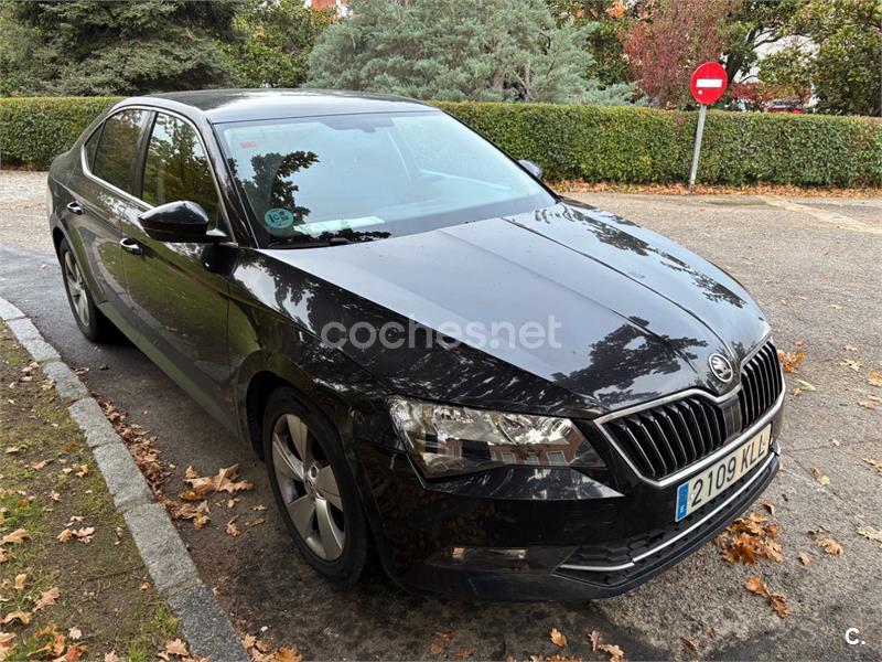 SKODA Superb 2.0 TDI DSG Active