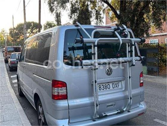 VOLKSWAGEN Multivan 2.5TDI 4MOTION HIGHLINE VOLKSWAGEN Multivan 2.5TDI 4MOTION HIGHLINE