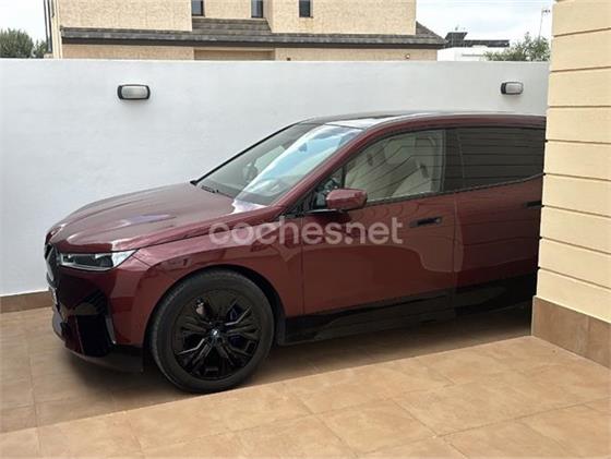 BMW iX xDrive40