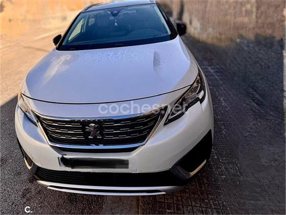 PEUGEOT 5008 Allure 1.5L BlueHDi SS