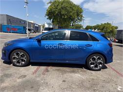 KIA ceed 1.5 MHEV Tech DCT KIA ceed 1.5 MHEV Tech DCT