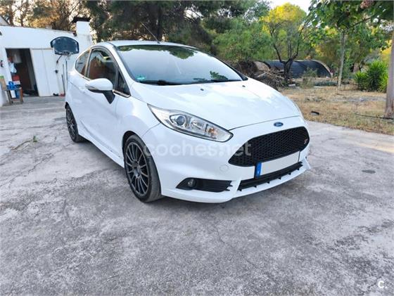 FORD Fiesta 1.6 EcoBoost ST