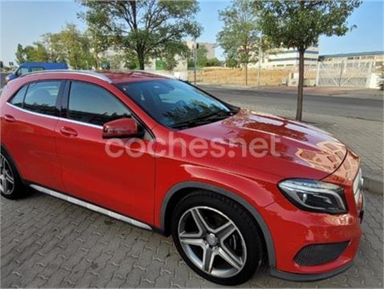MERCEDES-BENZ Clase GLA GLA 200 d AMG Line