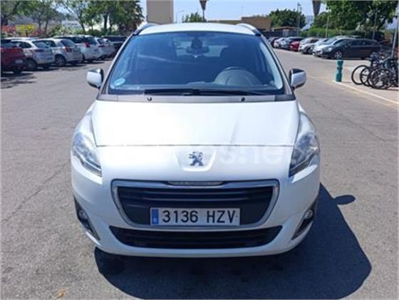 PEUGEOT 5008 Style 1.6 BlueHDi 120 EAT6