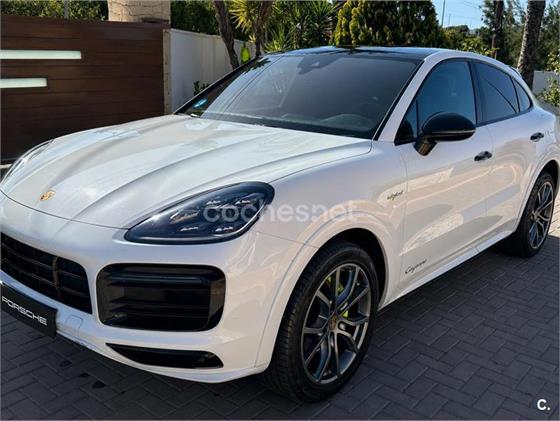 PORSCHE Cayenne Coupe EHybrid